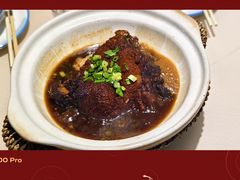 -老码头黑皮肘子锅包肉(赣水路店)