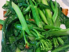 咸鱼炒芥兰-至潮餐厅精致粤菜·活鲈鱼·走地鸡(珠江新城店)