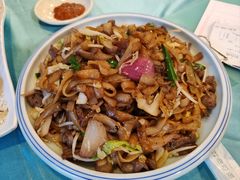 够镬气炒牛河-粤·向群饭店(泮塘路店)