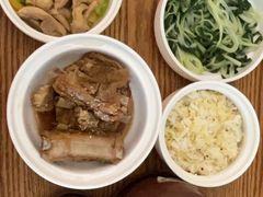 -雪梅月子中心(华侨城店)
