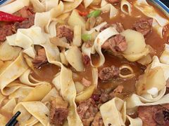 -撒拉人家.酸菜牦牛肉火锅