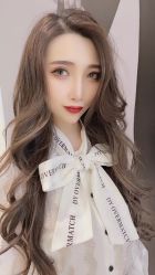 -Meng Lang 梦郎白金店