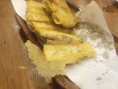 -宣海荣锅贴大王·陕味小吃集(钟楼店)