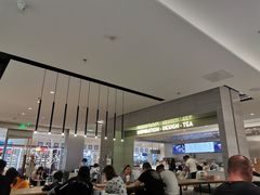 大堂-喜茶(杭州滨江宝龙店)