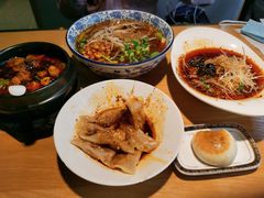 -龙抄手食府(浣花北路店)