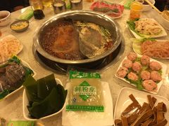 -朱氏胖子烂火锅(洪崖洞店)