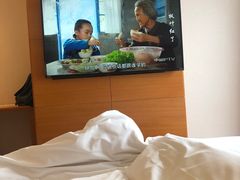 -全季酒店(重庆李子坝牛角沱地铁站店)