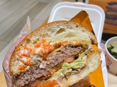 柠香蟹籽牛肉汉堡-JPG canteen(广州寺右公馆店)