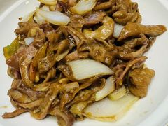 葱爆鲜鹿肉-乔家满族八大碗(流水沟店)