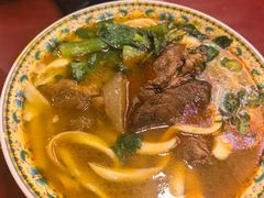 -金杨拉面王小吃面馆·牛三宝面·红烧牛肉粉