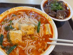 -桥香园云南过桥米线(金马碧鸡店)