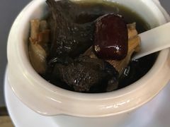 松茸炖鸡汤-野到家·松茸鸡汤松茸饺(龙津中路店)