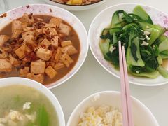 -鲸励母婴月嫂(望京店)