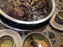 -肖肖酸萝卜鱼火锅(总店)