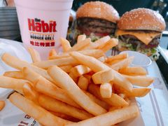 -The Habit Burger Grill 哈比特汉堡(爱琴海店)