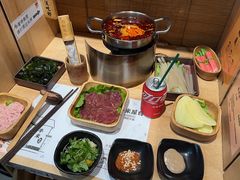 -独食火锅·半米屋台(直营总店)