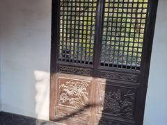 -汇龙潭
