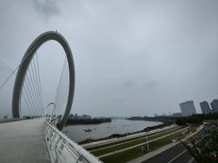 -南京眼步行桥