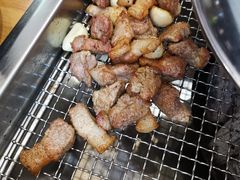 五花肉-肉甲韩国木炭烤肉(新壹街1店)