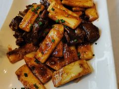 牛仔骨炒年糕-930私房菜(欧阳路店)