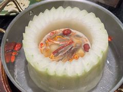 -得意咚瓜·顺德鱼生·冬瓜火锅(深圳首店)