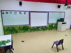 -瑞思少儿中心·少儿英语素养启蒙(勒泰直营校区)