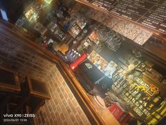 -丽纳尔斯酒吧咖啡LENORE’S BAR(三经街店)