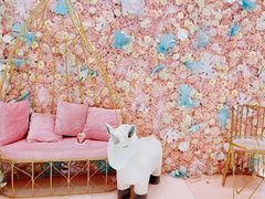景观位-Dazzling Cafe 蜜糖吐司专卖店