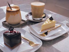 -UNI UNI(环亚凯瑟琳店)