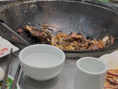 -屯老二农家铁锅炖·行业领军者(梅江店)