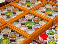 -良米山·云南野生菌过桥米线(上海首店)