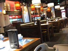 大堂-宽窄巷成都菜(青岛路万达广场店)