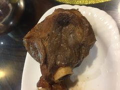 -雪乡阁东北农家菜(颛桥约好休闲街店)