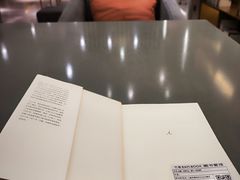 -上海外滩老码头亚朵酒店