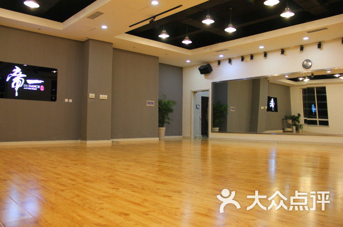 地址(位置,怎么去,怎么走):  市南区香港中路18号福泰广场a座603号