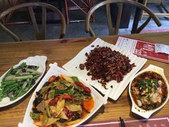 -兔槽江湖菜·重庆璧山兔(水围店)