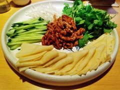 京酱肉丝-关东小磨东北菜(上海长风大悦城店)