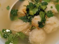 鱼丸汤+百叶包-小杨生煎(香港名都店)