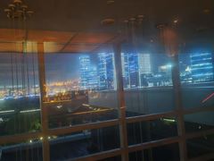 -SU lounge the lake view湖景酒廊