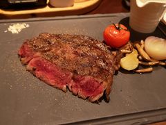 战斧牛排-恰餐厅及酒吧 CHAR Bar & Grill (北京丽都皇冠假日店)