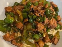 辣爆小公鸡面-锅儿挑面馆