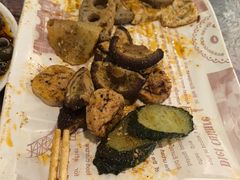 -亮亮烧烤(积玉桥总店)