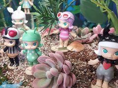 -泡泡玛特POPMART(侨福芳草地店)
