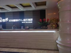 -麦朗量贩KTV音乐氧吧(泉水轻轨车站店)