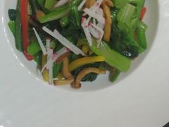 -伊和园清真餐饮