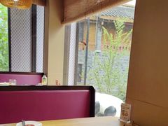 -嫩芽 ·地道重庆菜(十八梯露台夜景店)