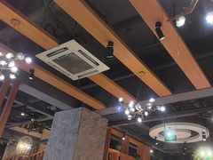 -香山湖家家宴(中山陵店)