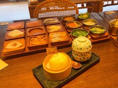 -银米·云南传统过桥米线(双廊黑金冠店)