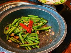 蚬皇酱焗豆角-蚬皇•陈味莞(西平景湖店)