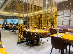 -乐忻皇朝(上海中心大厦店)